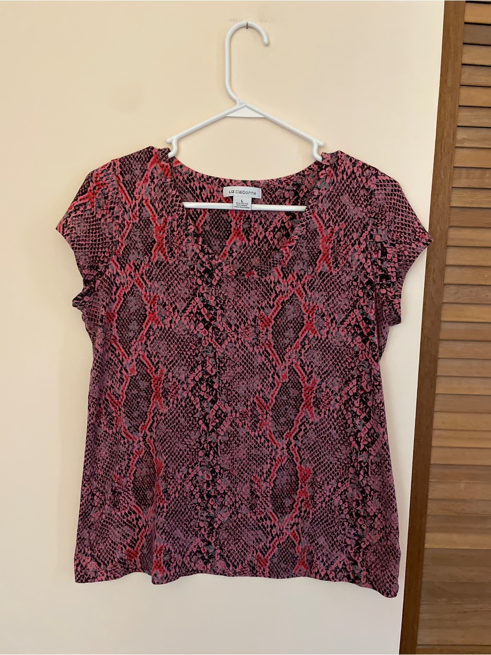 Liz Claiborne Top EUC.